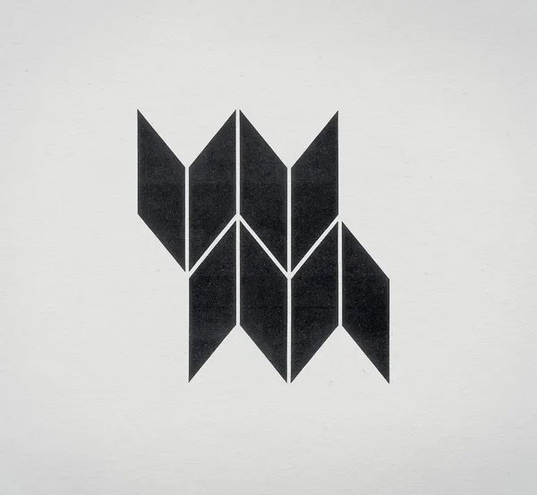 Logotipo geométrico impreso